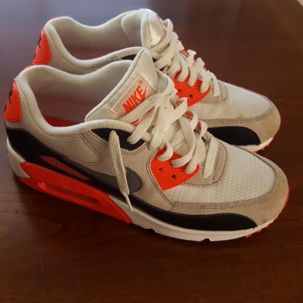 Nike